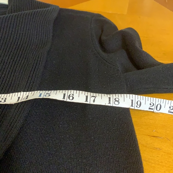 R.Q.T Open Sweater - Picture 6 of 7